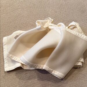 Cream Mesh bumper pad for crib